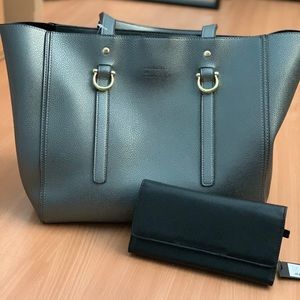 NWT Tahari Purse and Wallet Bundle